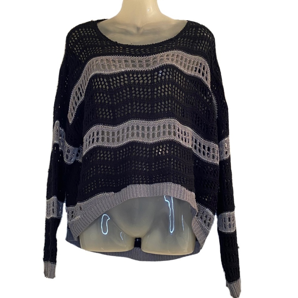 uno core black top striped sweater holes open knit gray HIGH LOW SMALL MEDIUM SM